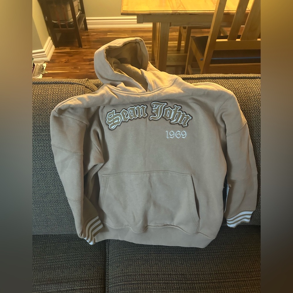 NWT Kid’s Tan Sean John Hoodie. Size 7-8